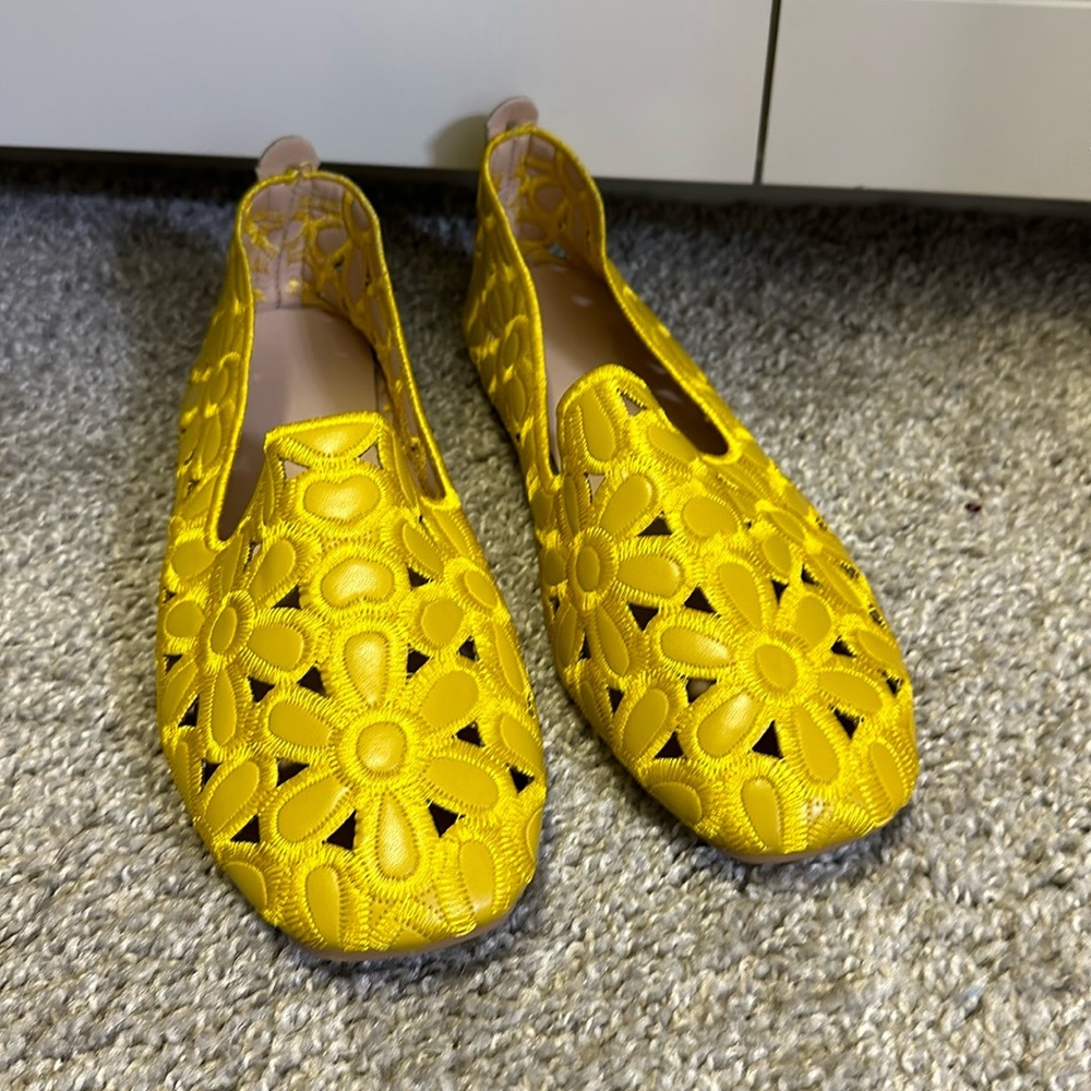 Sunshine Yellow Floral Women's Loafers